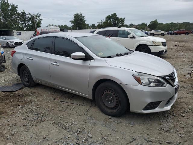 3N1AB7AP8JY281252 - 2018 NISSAN SENTRA S SILVER photo 4