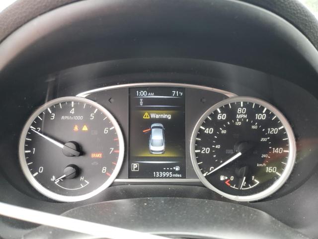 3N1AB7AP8JY281252 - 2018 NISSAN SENTRA S SILVER photo 9