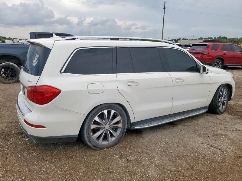 4JGDF7CE5DA164792 - 2013 MERCEDES-BENZ GL 450 4MATIC WHITE photo 3