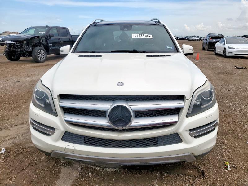 4JGDF7CE5DA164792 - 2013 MERCEDES-BENZ GL 450 4MATIC WHITE photo 5