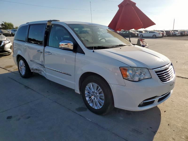 2C4RC1CG9DR767550 - 2013 CHRYSLER TOWN & COU TOURING L WHITE photo 4