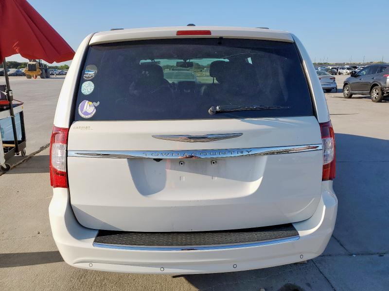 2C4RC1CG9DR767550 - 2013 CHRYSLER TOWN & COU TOURING L WHITE photo 6