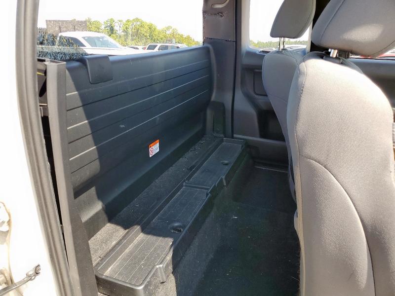 3TYSX5EN4LT002412 - 2020 TOYOTA TACOMA ACCESS CAB WHITE photo 10