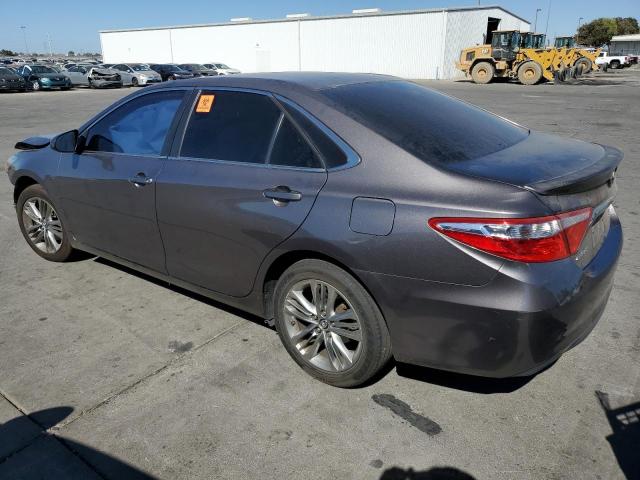 4T1BF1FK9FU022713 - 2015 TOYOTA CAMRY LE GRAY photo 2
