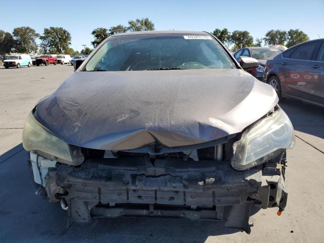 4T1BF1FK9FU022713 - 2015 TOYOTA CAMRY LE GRAY photo 5