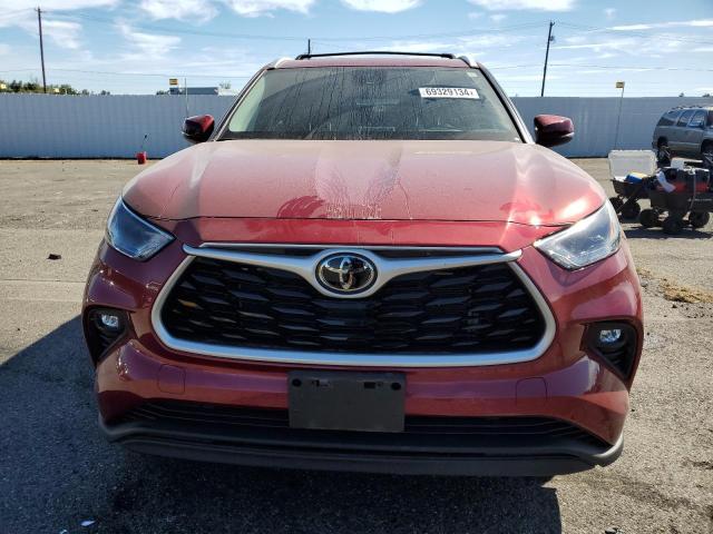 5TDHZRBH1NS587667 - 2022 TOYOTA HIGHLANDER XLE BURGUNDY photo 5