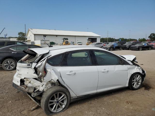 1FADP3K27JL293186 - 2018 FORD FOCUS SE WHITE photo 3