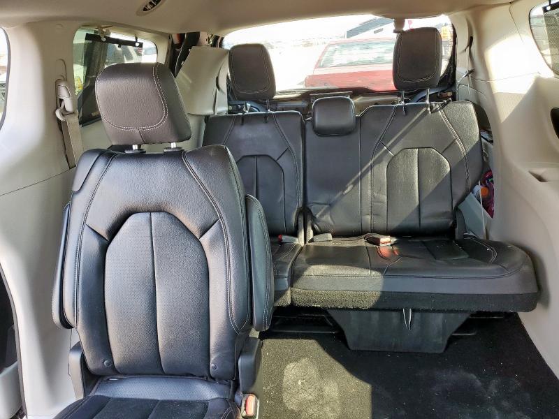 2C4RC1BG5NR134224 - 2022 CHRYSLER PACIFICA TOURING L GRAY photo 10