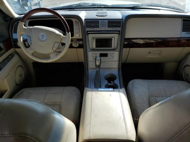 5LMFU28R84LJ19585 - 2004 LINCOLN NAVIGATOR 棕色 照片 8