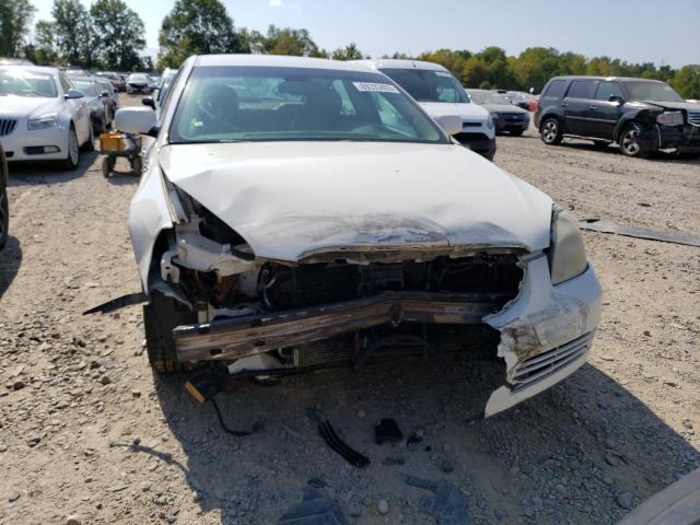 1G4HD57227U145339 - 2007 BUICK LUCERNE CXL WHITE photo 5