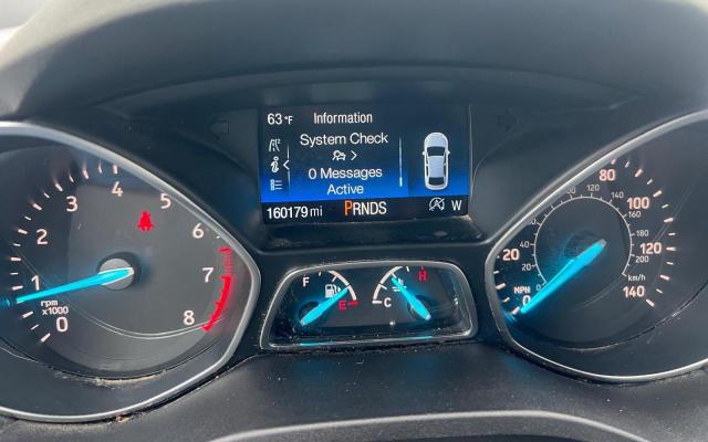 1FMCU9GD4JUB01319 - 2018 FORD ESCAPE SE 银色 照片 8