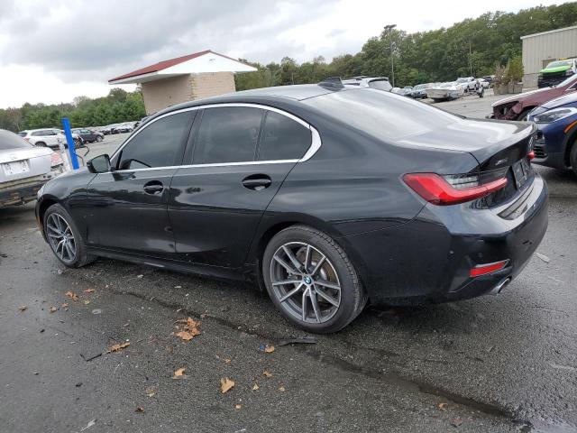 3MW5R7J0XM8B92605 - 2021 BMW 330XI BLACK photo 2