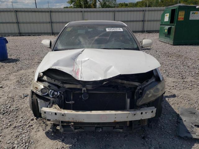 JTKJF5C76B3015377 - 2011 TOYOTA SCION TC თეთრი ფოტო 5