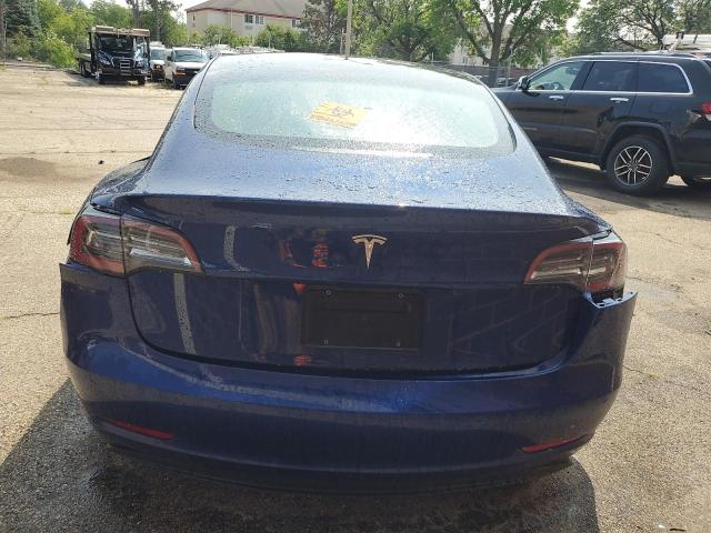 5YJ3E1EA2NF371837 - 2022 TESLA MODEL 3 Blau Foto 6