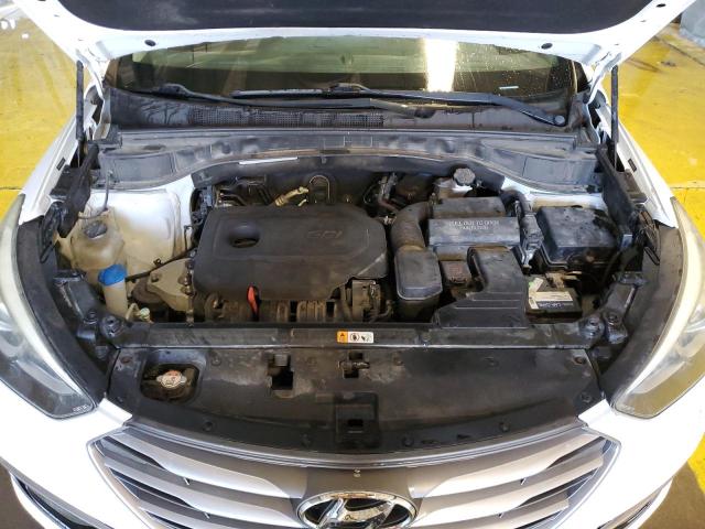 5NMZUDLB1JH062301 - 2018 HYUNDAI SANTA FE S WHITE photo 12
