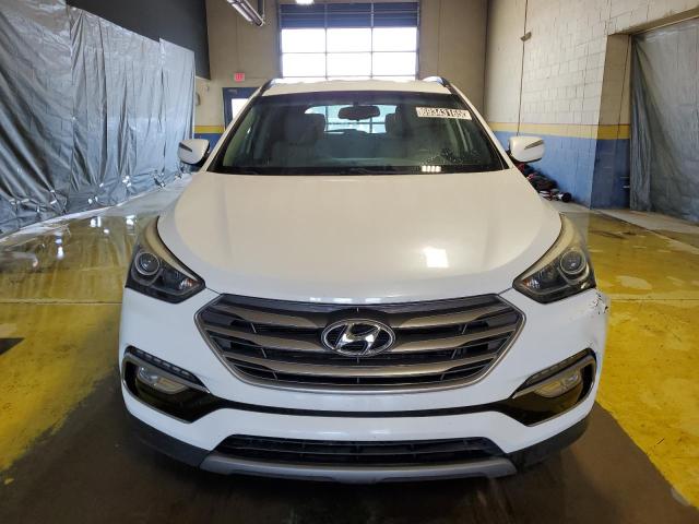 5NMZUDLB1JH062301 - 2018 HYUNDAI SANTA FE S WHITE photo 5