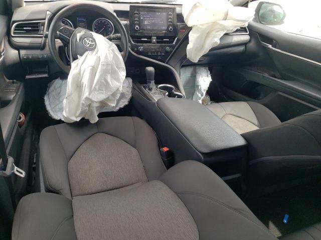 4T1C11AK8NU642185 - 2022 TOYOTA CAMRY LE WHITE photo 8