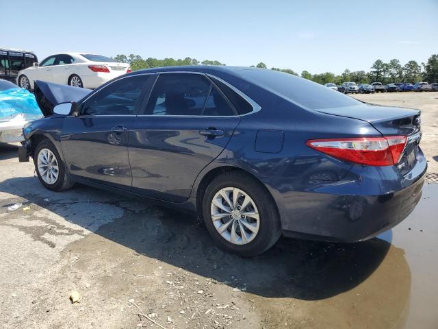 4T4BF1FK1FR447364 - 2015 TOYOTA CAMRY LE BLUE photo 2