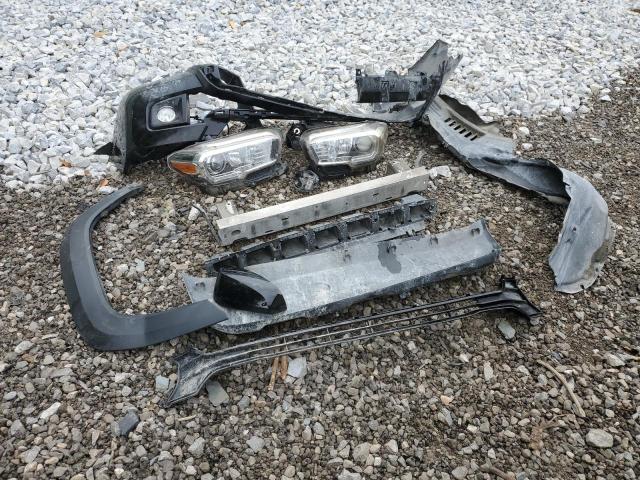 5TFCZ5AN0HX118529 - 2017 TOYOTA TACOMA DOUBLE CAB 黑色 照片 12