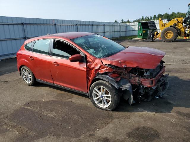 1FADP3K26JL325299 - 2018 FORD FOCUS SE RED photo 4