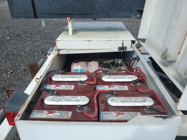 1A9AS432582228177 - 2008 TRAIL KING TRAILER WHITE photo 7