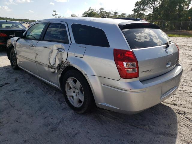 2D8FV48VX5H570756 - 2005 DODGE MAGNUM SXT SILVER photo 2