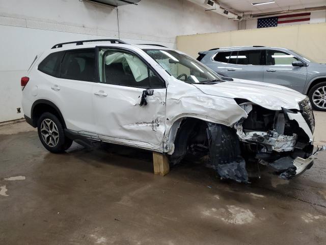 JF2SKADC6PH548062 - 2023 SUBARU FORESTER PREMIUM 白色 照片 4