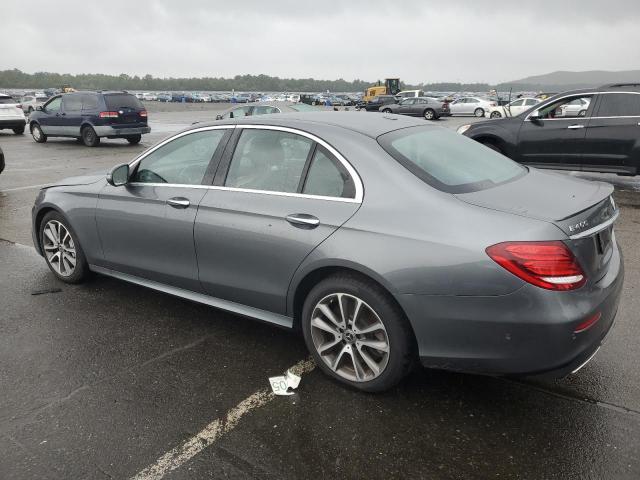 WDDZF6GB0JA433822 - 2018 MERCEDES-BENZ E 400 4MATIC GRAY photo 2