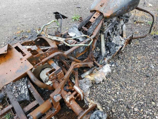 1HD1FCW386Y695410 - 2006 HARLEY-DAVIDSON FLHTCUI 烧焦的 照片 9