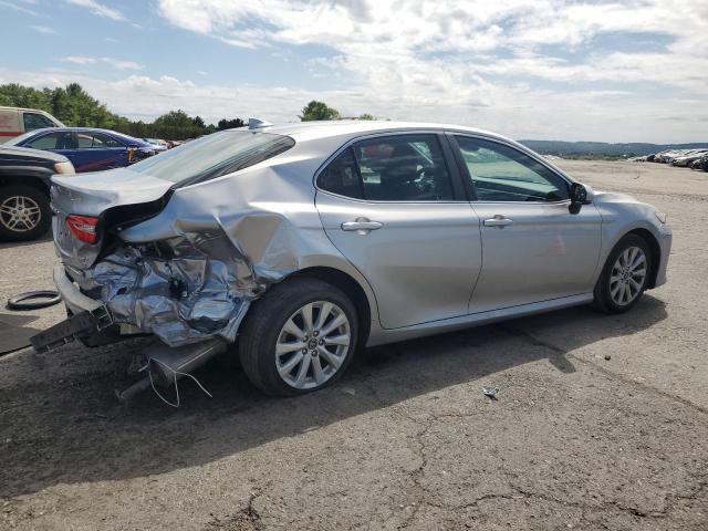 4T1B11HK3KU161063 - 2019 TOYOTA CAMRY L GRAY photo 3