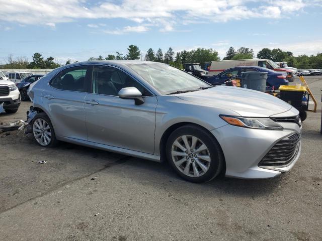 4T1B11HK3KU161063 - 2019 TOYOTA CAMRY L GRAY photo 4