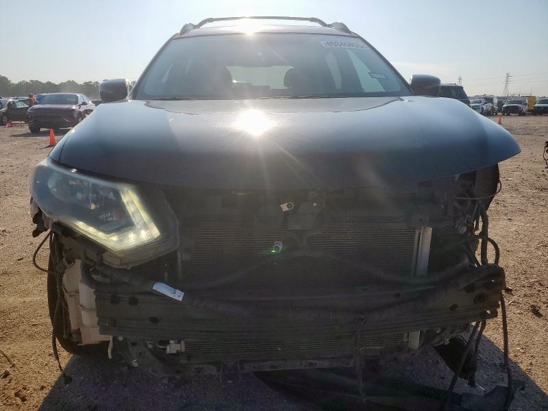 5N1AT2MT7JC724825 - 2018 NISSAN ROGUE S 黑色 照片 5