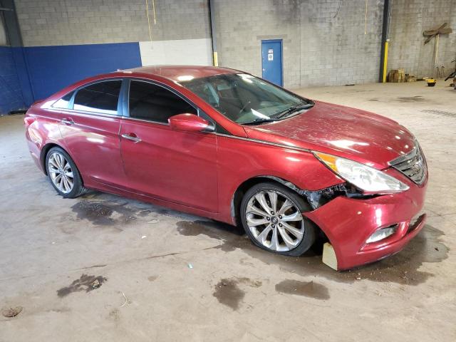 5NPEC4AC2DH624758 - 2013 HYUNDAI SONATA SE 勃艮第红 照片 4