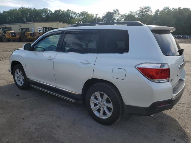 5TDBK3EH1CS138456 - 2012 TOYOTA HIGHLANDER BASE Beyaz fotoğraf 2
