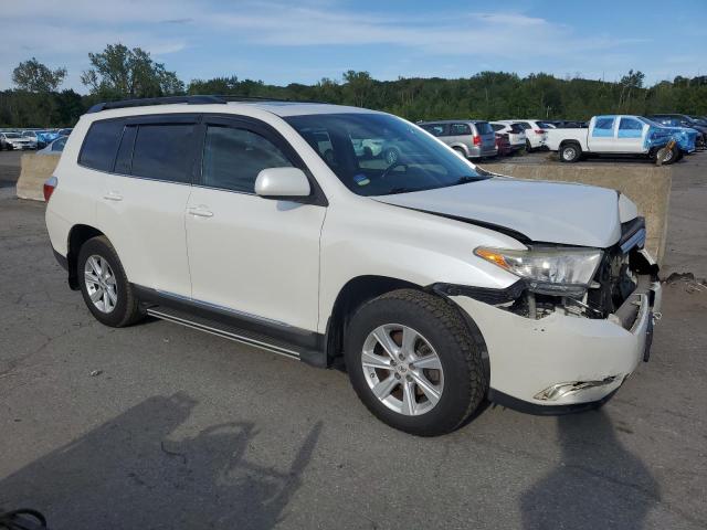 5TDBK3EH1CS138456 - 2012 TOYOTA HIGHLANDER BASE Beyaz fotoğraf 4