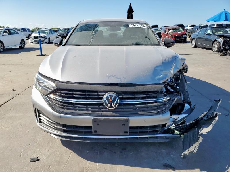 3VWBM7BU1RM030976 - 2024 VOLKSWAGEN JETTA SPORT SILVER photo 5