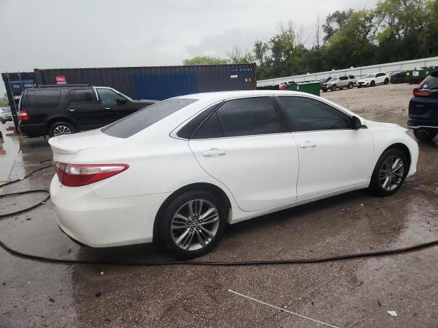 4T1BF1FK6FU014200 - 2015 TOYOTA CAMRY LE WHITE photo 3