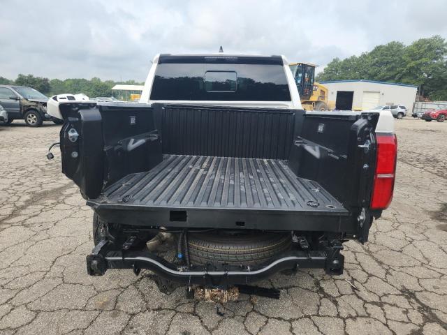 3TYLB5JN2RT035281 - 2024 TOYOTA TACOMA DOUBLE CAB Beyaz fotoğraf 6