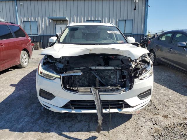 LYV102RK5KB209440 - 2019 VOLVO XC60 T5 Blanc photo 5