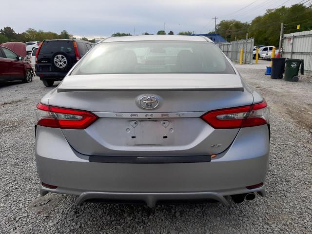 4T1B11HK3JU023814 - 2018 TOYOTA CAMRY L SILVER photo 6