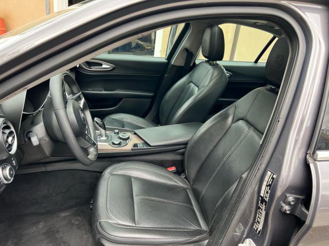 ZARFAEEN9H7544398 - 2017 ALFA ROMEO GIULIA TI Q4 GRAY photo 12