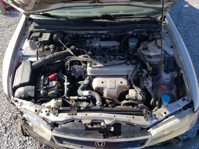 1HGCD5607VA261117 - 1997 HONDA ACCORD SE SILVER photo 11