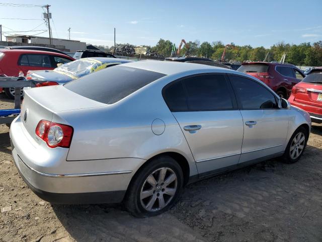 WVWJK73C17P075644 - 2007 VOLKSWAGEN PASSAT SILVER photo 3