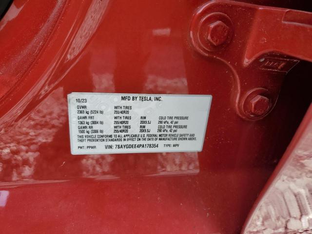 7SAYGDEE4PA178354 - 2023 TESLA MODEL Y Красный фото 13