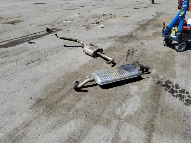 1V2KE2CA5SC210670 - 2025 VOLKSWAGEN ATLAS CROS SE Biały zdjęcie 13