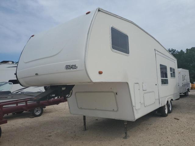 4YDF2762022031128 - 2002 KEYSTONE TRAILER WHITE photo 2