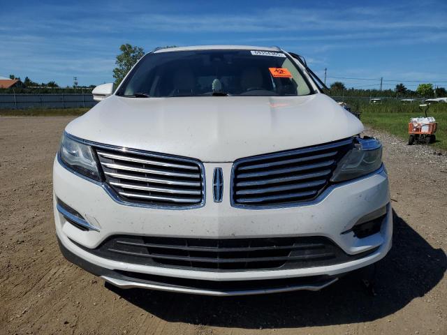 5LMCJ3D98HUL12522 - 2017 LINCOLN MKC RESERVE Biały zdjęcie 5