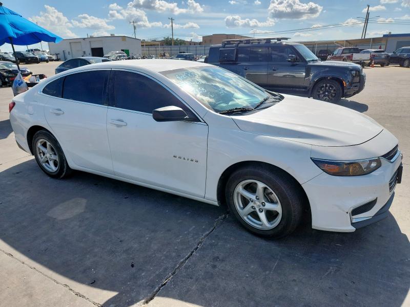 1G1ZB5ST0JF171795 - 2018 CHEVROLET MALIBU LS Blanc photo 4