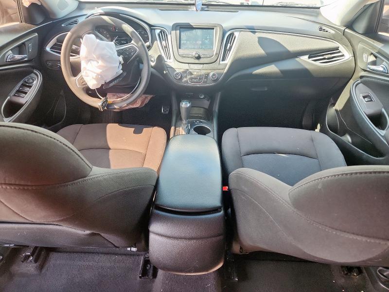 1G1ZB5ST0JF171795 - 2018 CHEVROLET MALIBU LS Blanc photo 8