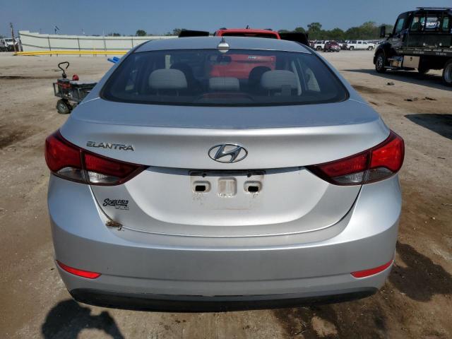 5NPDH4AE7GH730271 - 2016 HYUNDAI ELANTRA SE SILVER photo 6